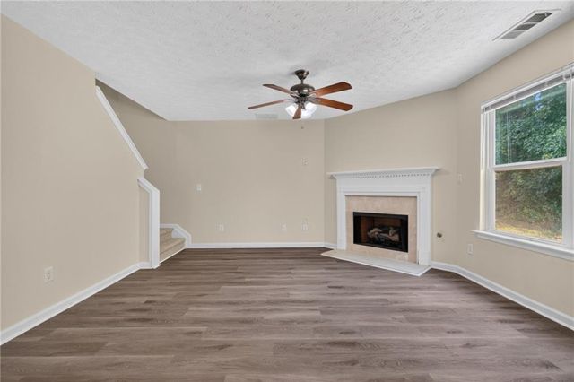 9426 Lakeview Road, Union City, GA 30291