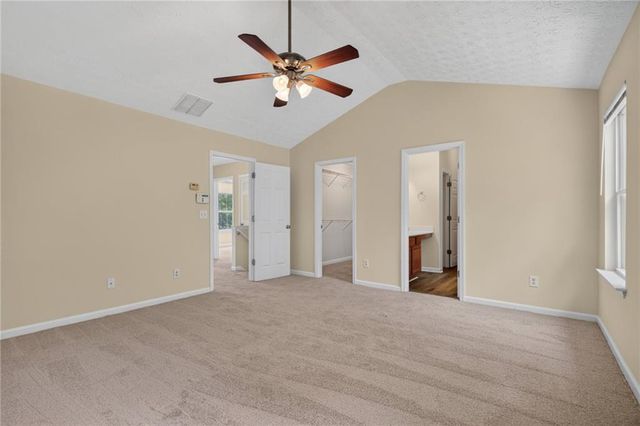 9426 Lakeview Road, Union City, GA 30291