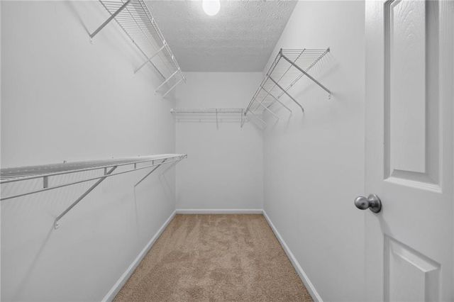 9426 Lakeview Road, Union City, GA 30291
