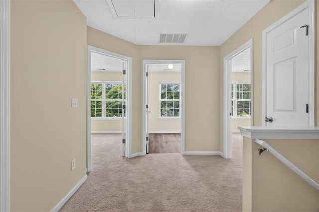 9426 Lakeview Road, Union City, GA 30291