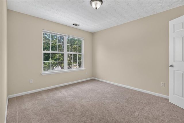 9426 Lakeview Road, Union City, GA 30291