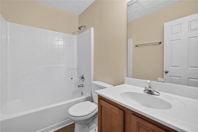 9426 Lakeview Road, Union City, GA 30291