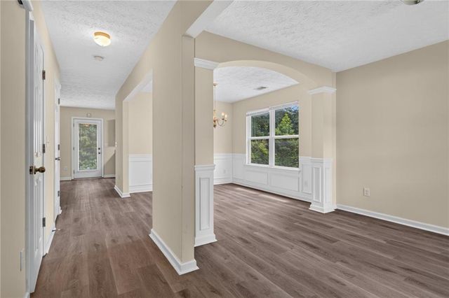 9426 Lakeview Road, Union City, GA 30291
