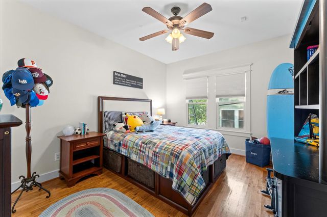 501 Columbia Street, Houston, TX 77007