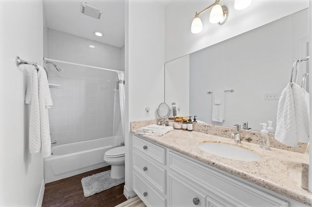 501 Columbia Street, Houston, TX 77007