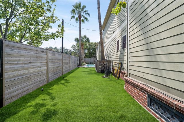 501 Columbia Street, Houston, TX 77007