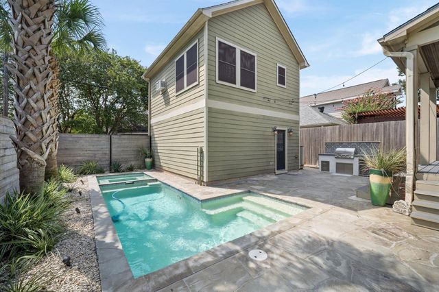 501 Columbia Street, Houston, TX 77007