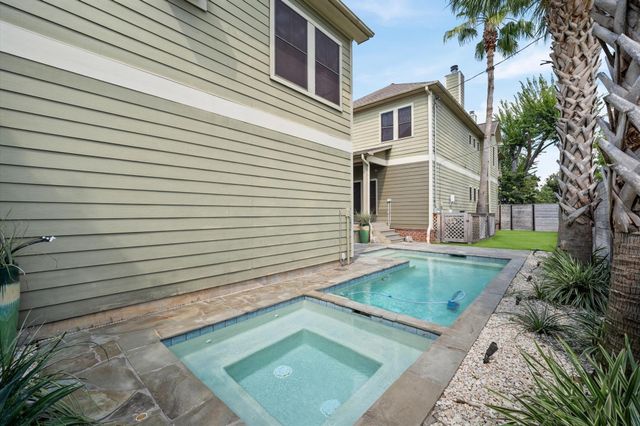 501 Columbia Street, Houston, TX 77007