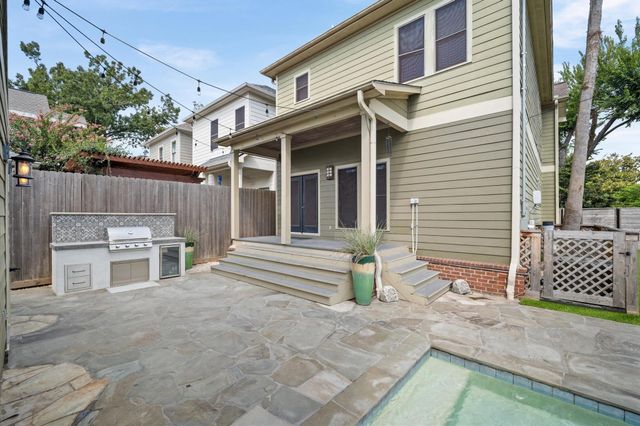 501 Columbia Street, Houston, TX 77007