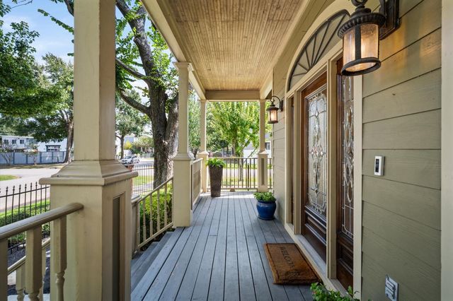 501 Columbia Street, Houston, TX 77007