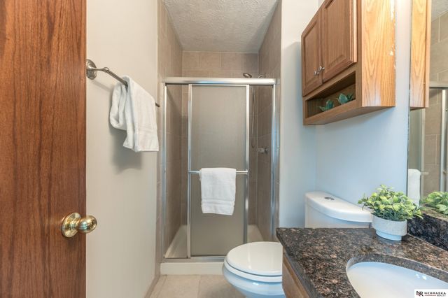 8111 S 152nd Street, Omaha, NE 68138
