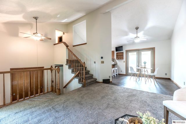 8111 S 152nd Street, Omaha, NE 68138