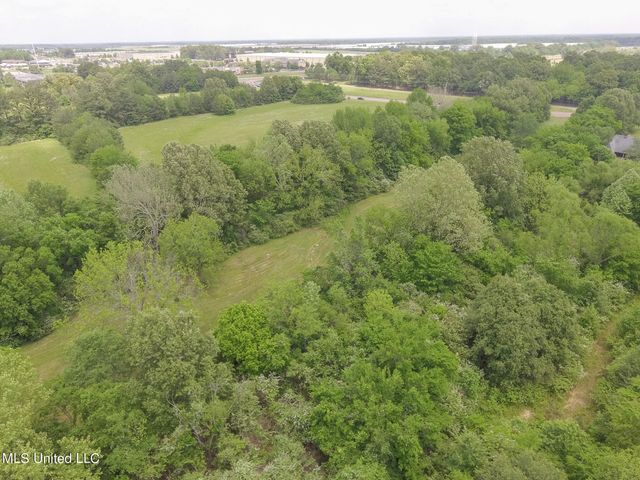 6741 Hacks Cross Road, Olive Branch, MS 38654