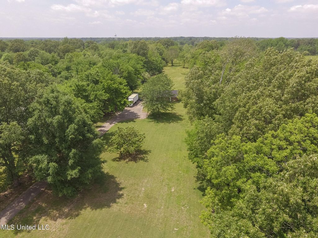 6741 Hacks Cross Road, Olive Branch, MS 38654 — photo 2