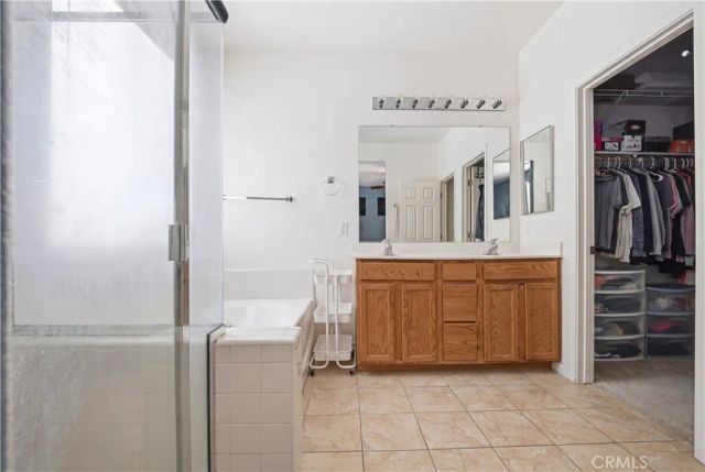 3563 Santiago, Merced, CA 95348