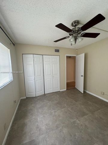 7305 NW 4th Place 108, Margate, FL 33063