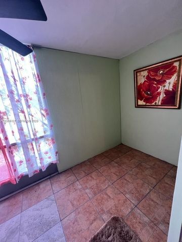 7305 NW 4th Place 108, Margate, FL 33063