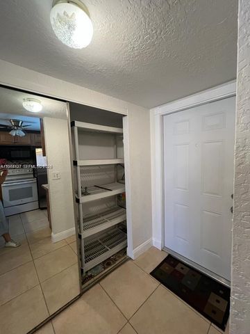 7305 NW 4th Place 108, Margate, FL 33063