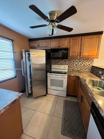 7305 NW 4th Place 108, Margate, FL 33063