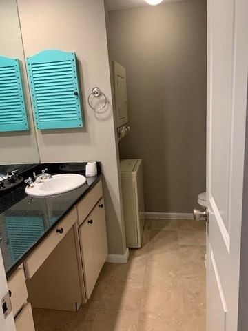 3700 W Clay Street 227, Houston, TX 77019
