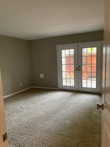 3700 W Clay Street 227, Houston, TX 77019