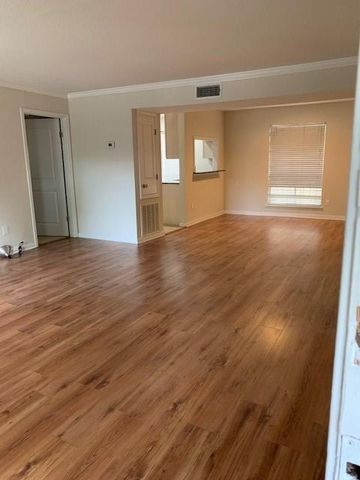 3700 W Clay Street 227, Houston, TX 77019