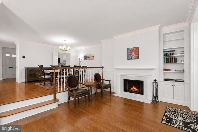 4422 WESTOVER PL NW, Washington, DC 20016