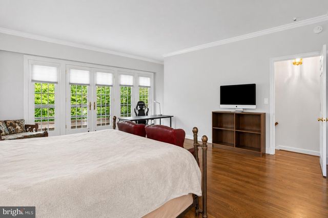 4422 WESTOVER PL NW, Washington, DC 20016