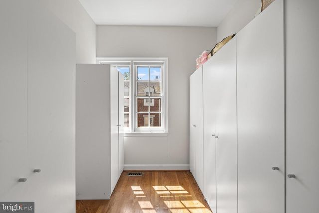 4422 WESTOVER PL NW, Washington, DC 20016