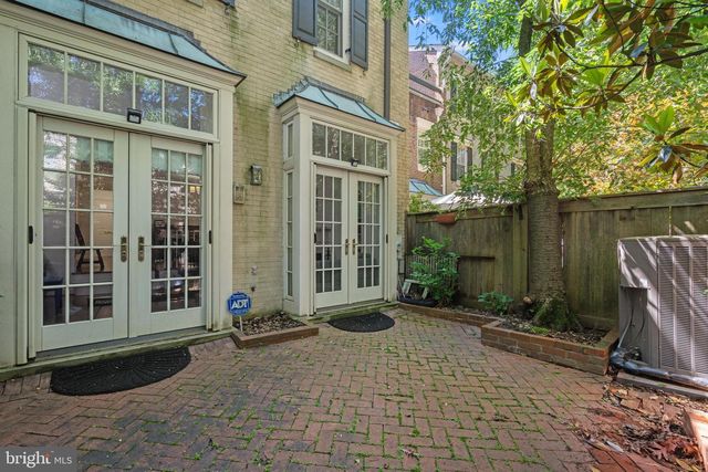 4422 WESTOVER PL NW, Washington, DC 20016