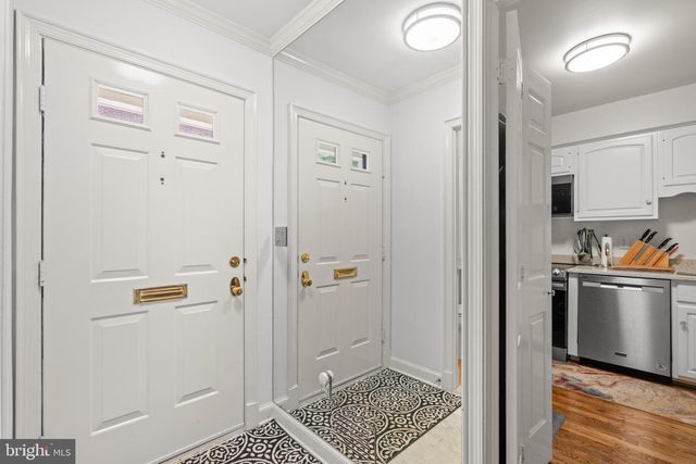 4422 WESTOVER PL NW, Washington, DC 20016