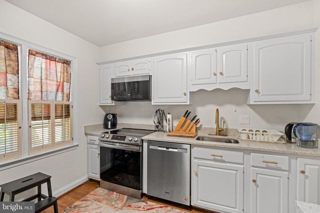 4422 WESTOVER PL NW, Washington, DC 20016