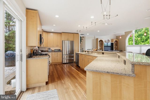 6 FAITH CT, Damascus, MD 20872