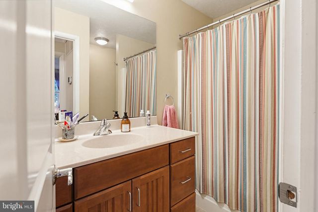 6 FAITH CT, Damascus, MD 20872