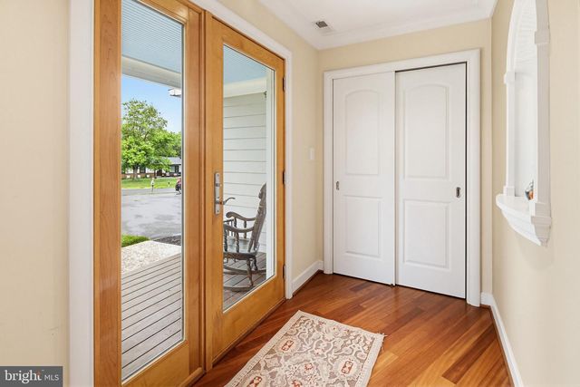 6 FAITH CT, Damascus, MD 20872