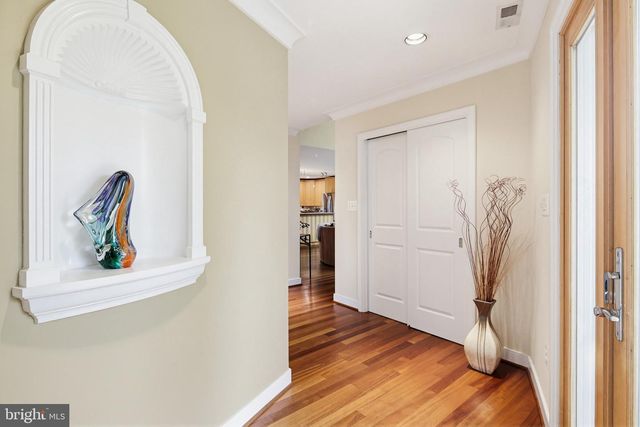 6 FAITH CT, Damascus, MD 20872