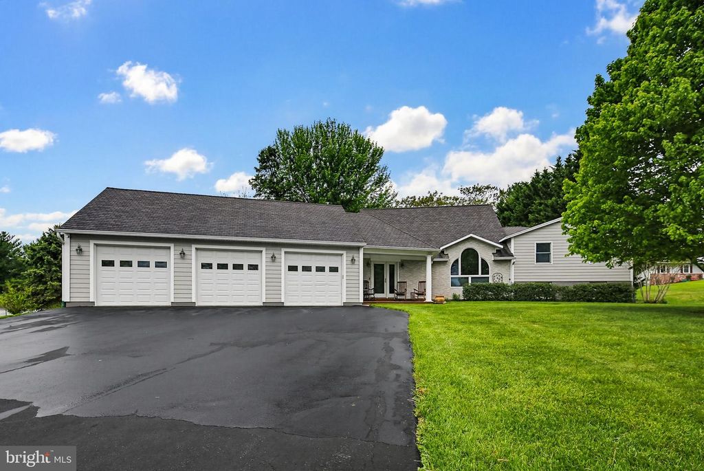 6 FAITH CT, Damascus, MD 20872