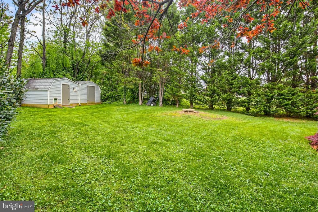 Image 50 of property listing at 6 FAITH CT, Damascus, MD 20872