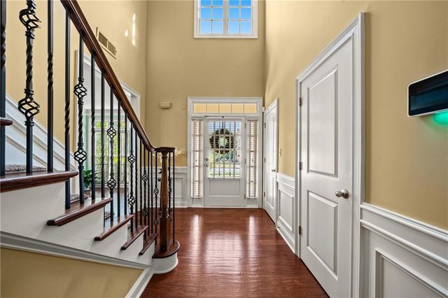 4095 Hill House Road SW, Smyrna, GA 30082