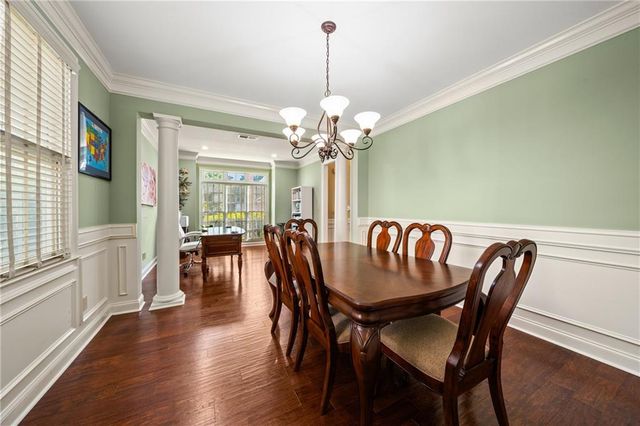 4095 Hill House Road SW, Smyrna, GA 30082