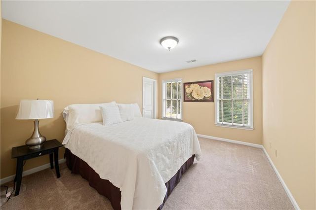 4095 Hill House Road SW, Smyrna, GA 30082