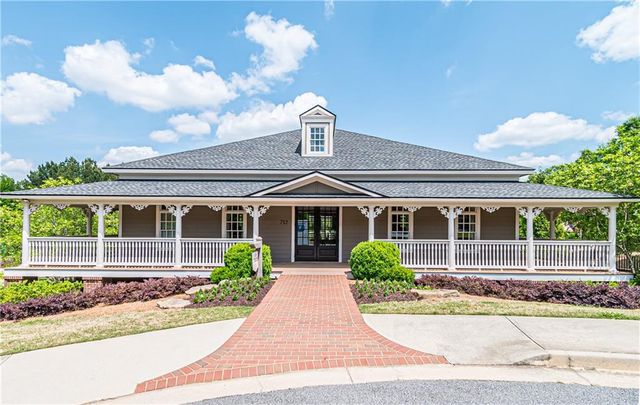 4095 Hill House Road SW, Smyrna, GA 30082