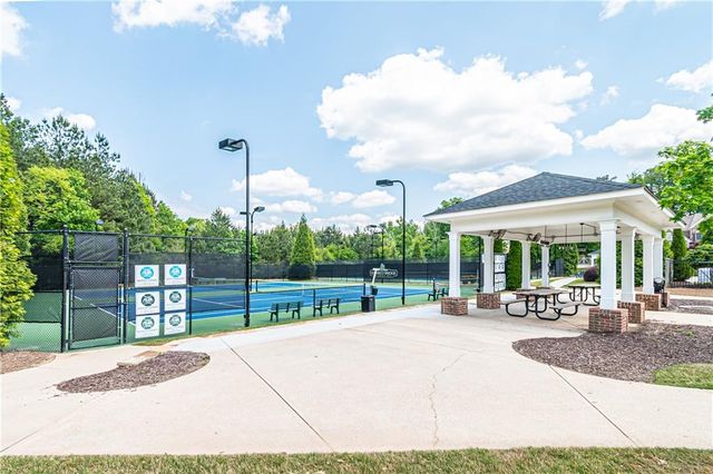 4095 Hill House Road SW, Smyrna, GA 30082