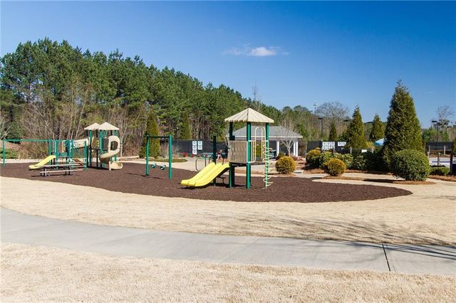 4095 Hill House Road SW, Smyrna, GA 30082
