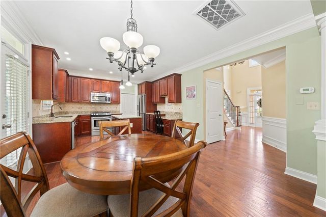 4095 Hill House Road SW, Smyrna, GA 30082