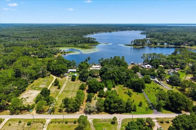 460 LAKE COMO DRIVE, Pomona Park, FL 32181