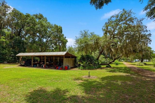 460 LAKE COMO DRIVE, Pomona Park, FL 32181