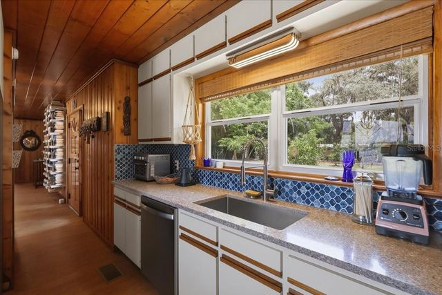 460 LAKE COMO DRIVE, Pomona Park, FL 32181