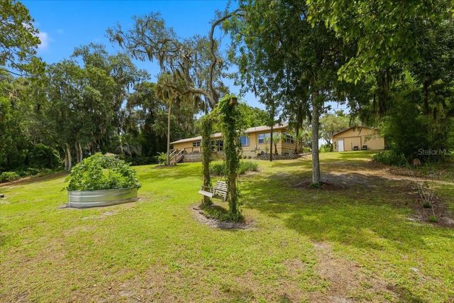 460 LAKE COMO DRIVE, Pomona Park, FL 32181