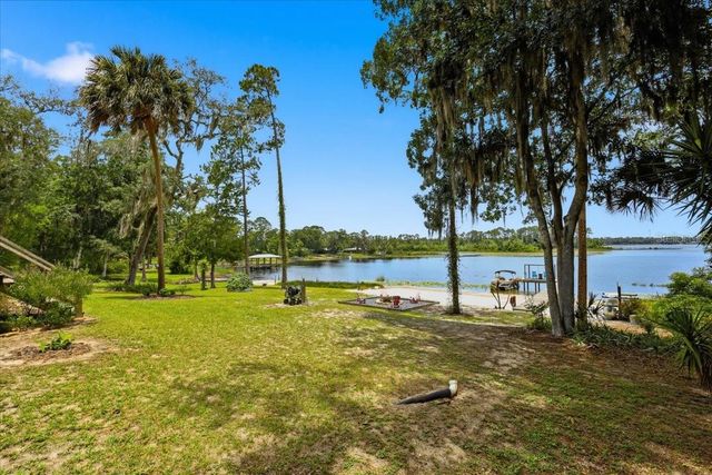 460 LAKE COMO DRIVE, Pomona Park, FL 32181